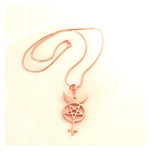 Black Scale - Picture 1 of 1